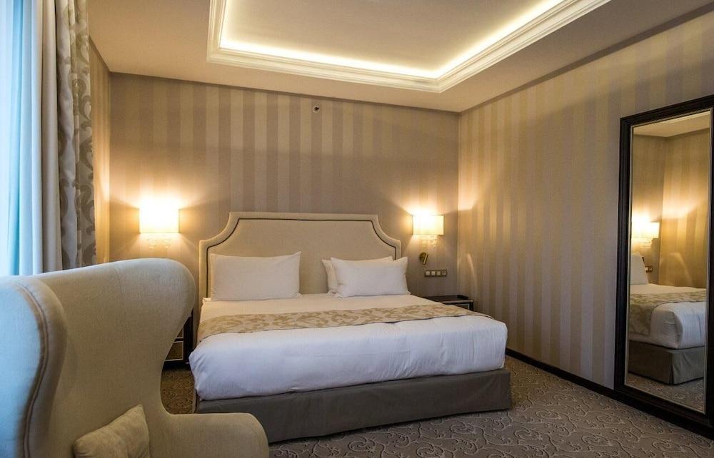 Hotel Prahova Plaza Ploiesti Exterior photo