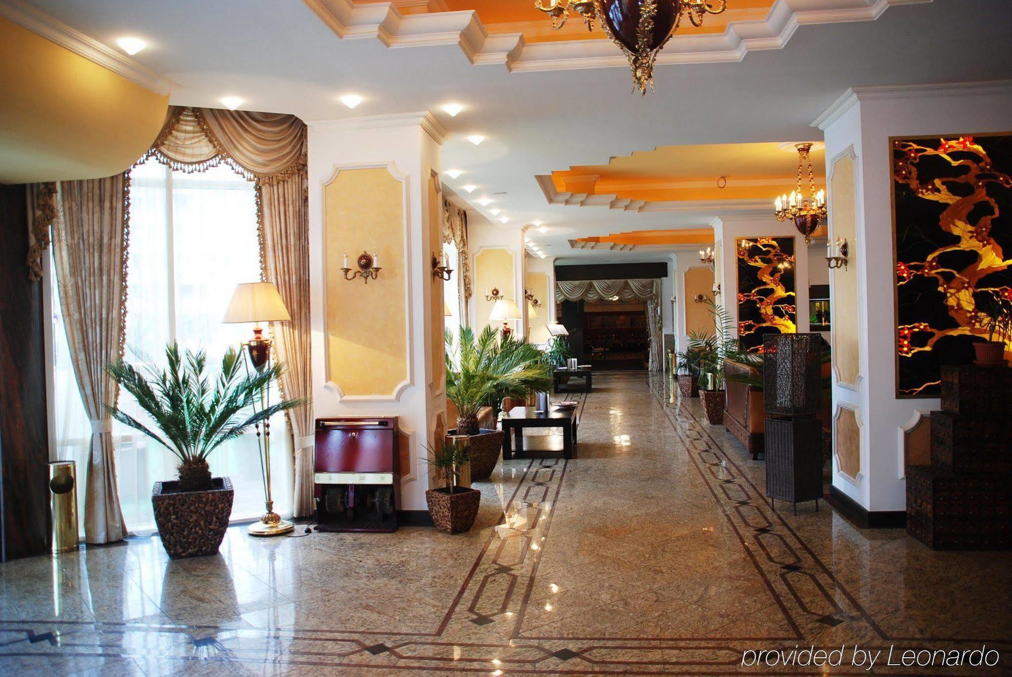 Hotel Prahova Plaza Ploiesti Interior photo